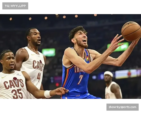 霍姆格伦护框与空间能力兼具 定义新时代内线球员价值